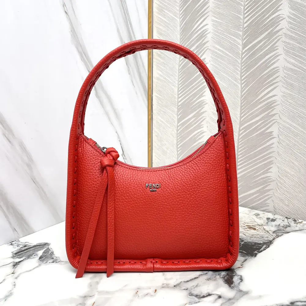 Close-up on 264 hand-sewn topstitches detail of Fendi Mini Fendessence bag