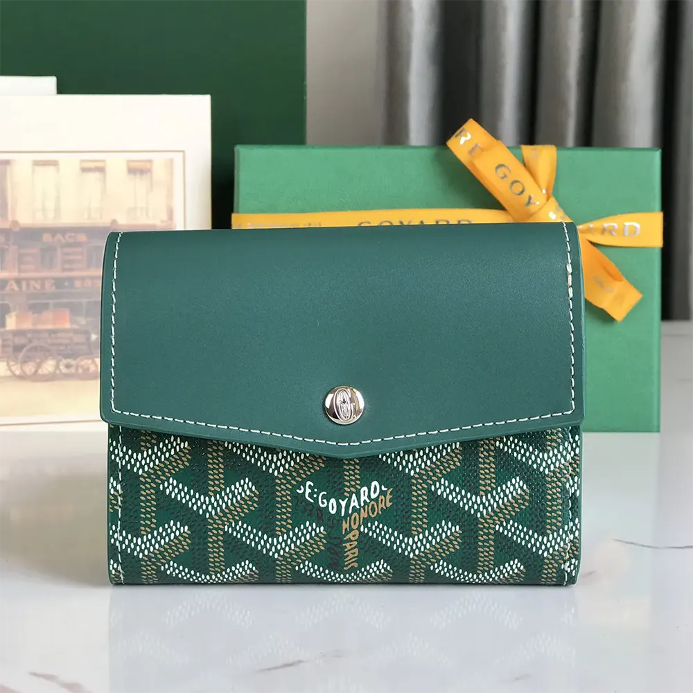 Close-up of gold-tone hardware on Goyard Unisex Saint Gabrie Wallet-Green