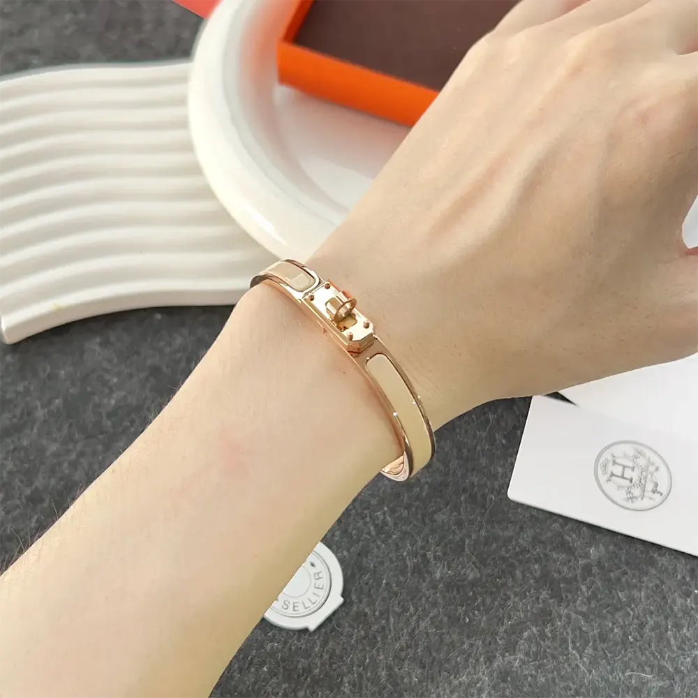 Hermes Unisex Mini Clic Kelly Bracelet - image 7