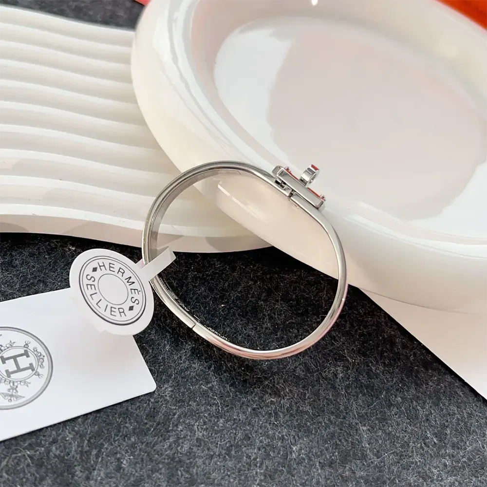 Hermes Unisex Mini Clic Kelly Bracelet-Pink - image 4