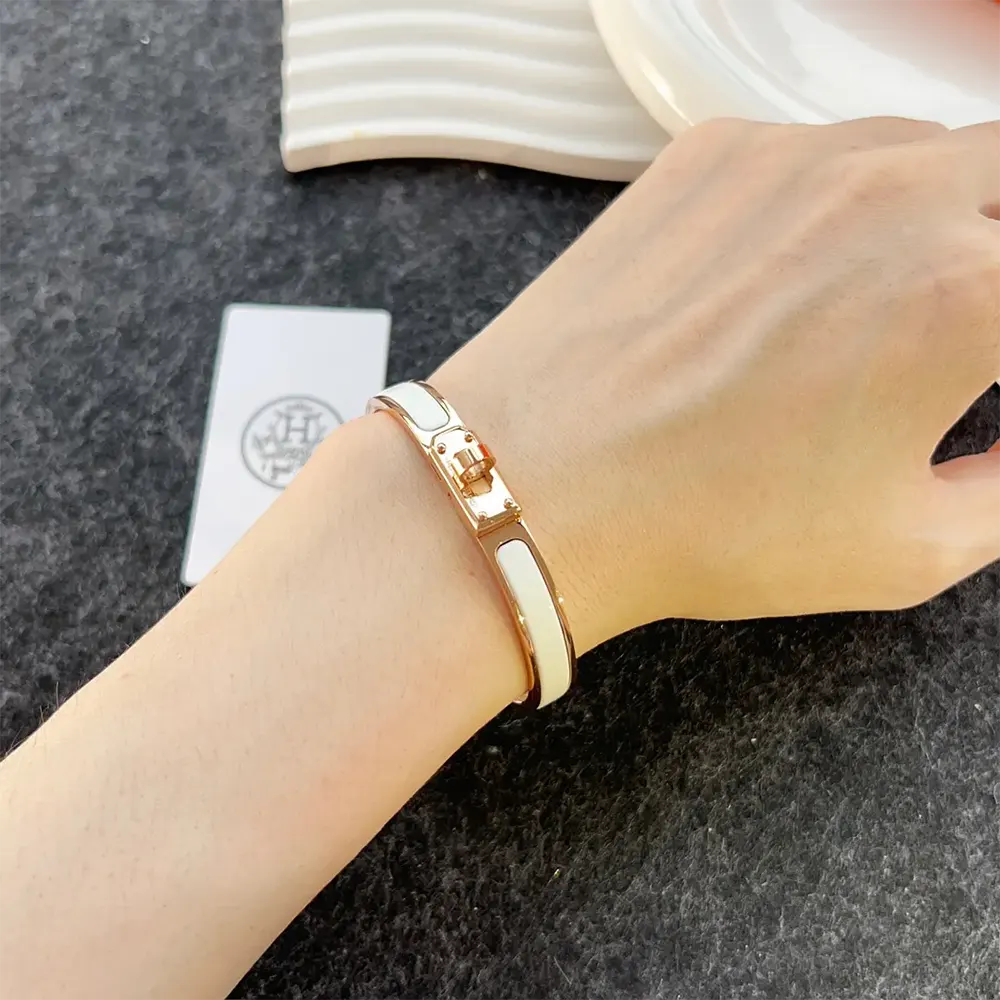 Hermes Unisex Mini Clic Kelly Bracelet-White - image 10