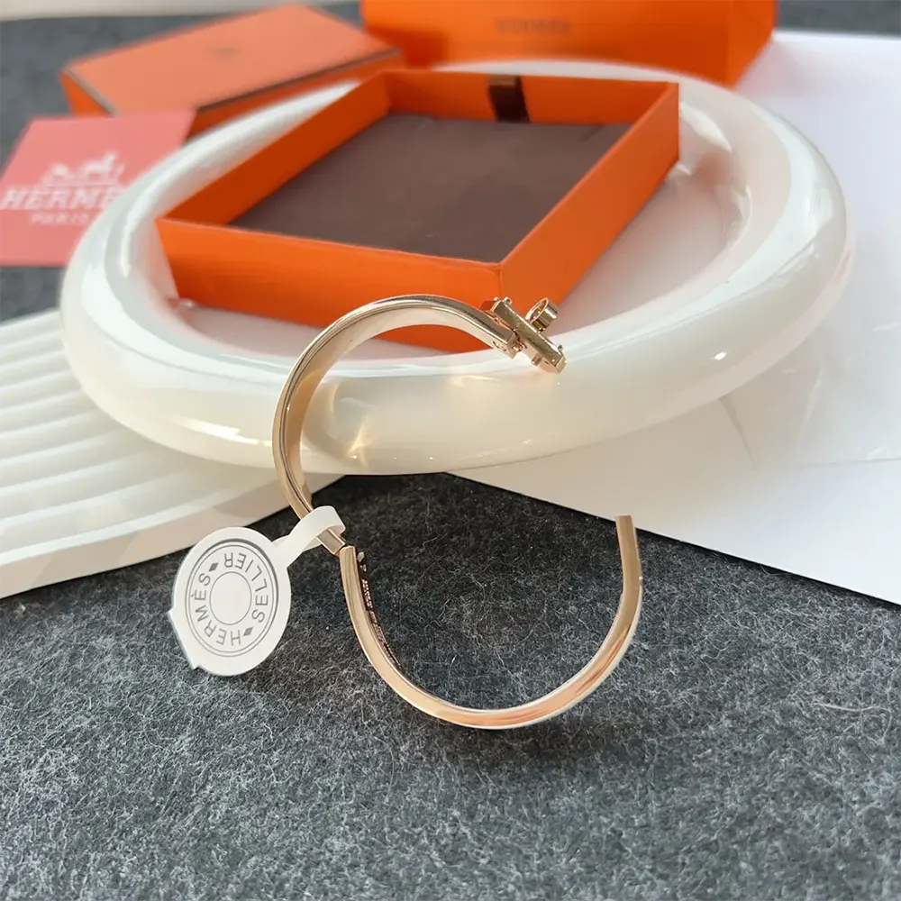 Hermes Unisex Mini Clic Kelly Bracelet-White - image 7