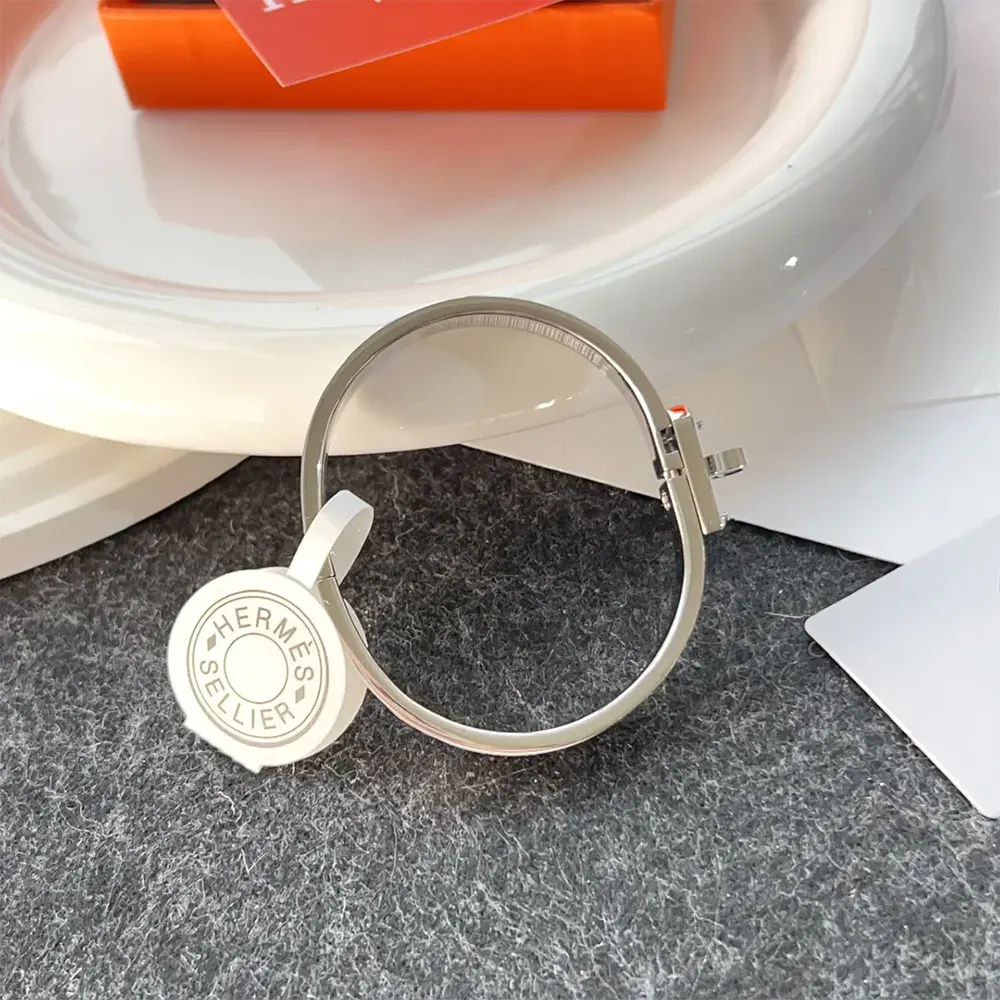 Hermes Unisex Mini Clic Kelly Bracelet-White - image 6