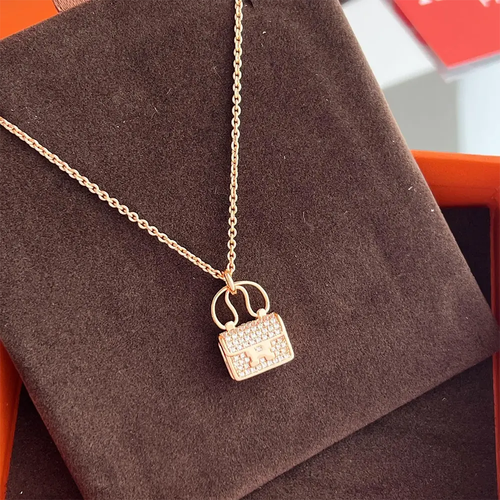 Hermes Women Amulettes Constance Pendant - image 5