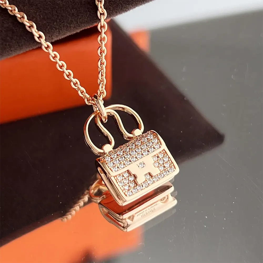 Hermes Women Amulettes Constance Pendant - image 6