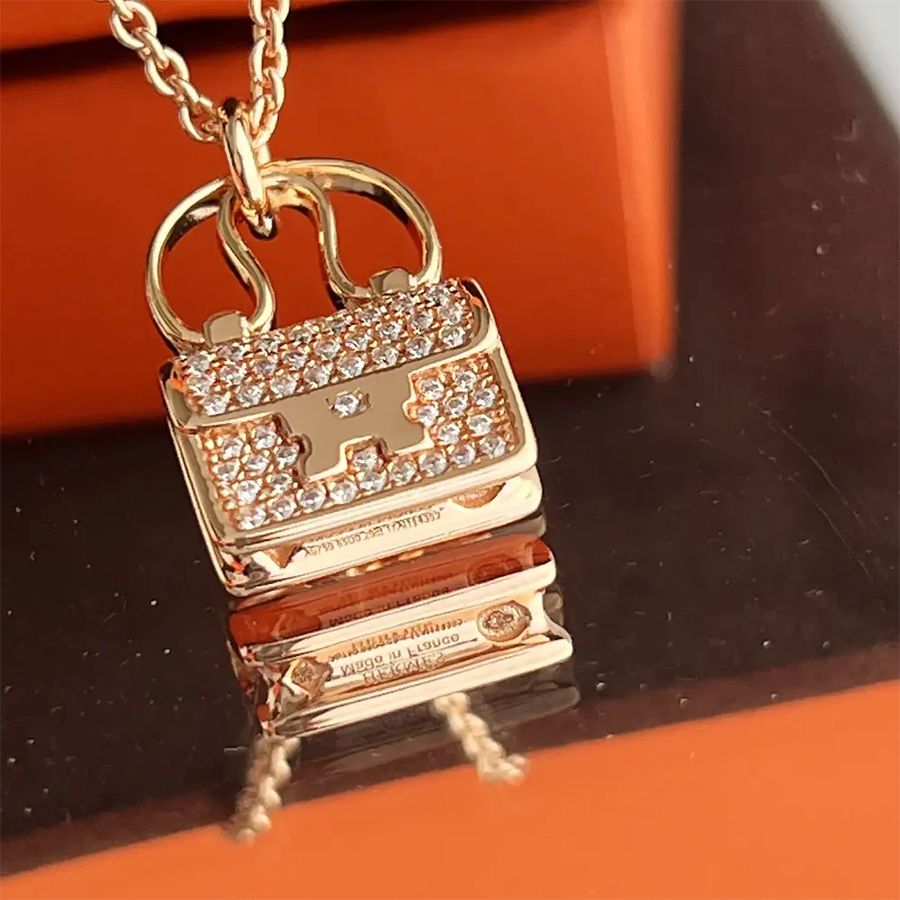 Hermes Women Amulettes Constance Pendant - image 7