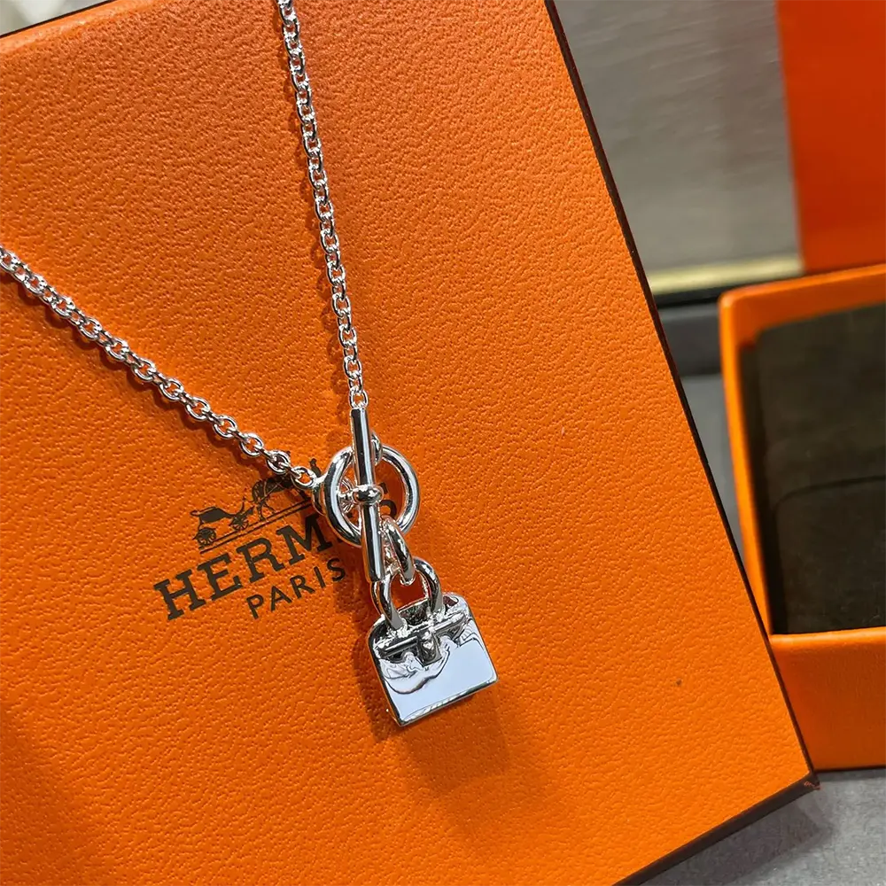 Hermes Women Amulettes Kelly Pendant - image 4