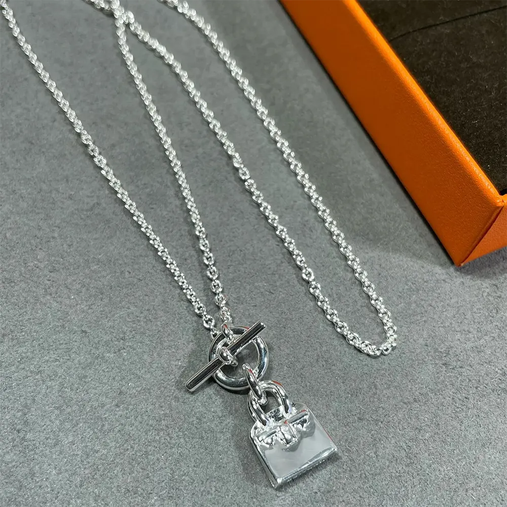 Hermes Women Amulettes Kelly Pendant - image 8