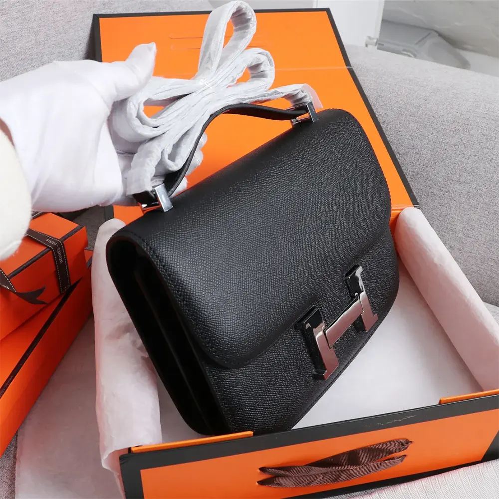 Hermes Women Constance 18 Bag Epsom Leather-Black/Silver - image 4