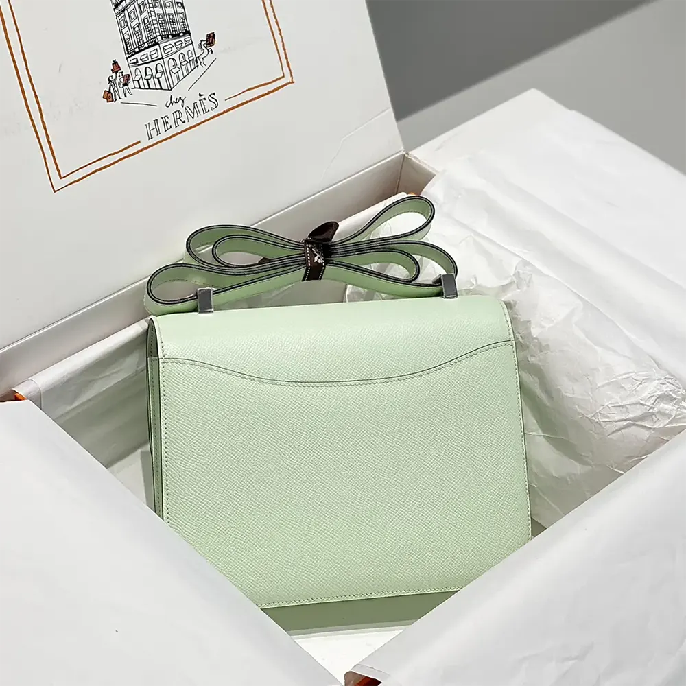 Hermes Women Constance 18 Bag Epsom Leather-Lime/Silver - image 4