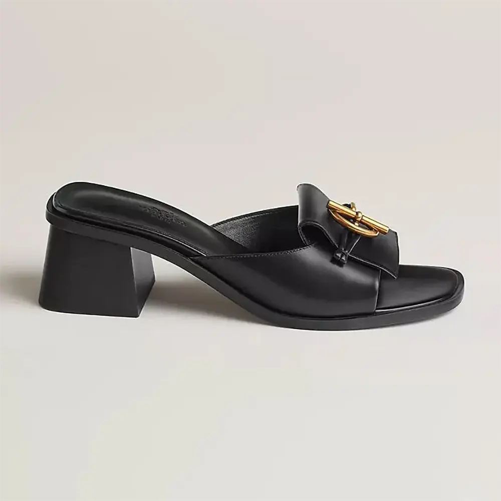 Side view of Hermes Women Ilot 50 Sandal in Calfskin Leather-Black