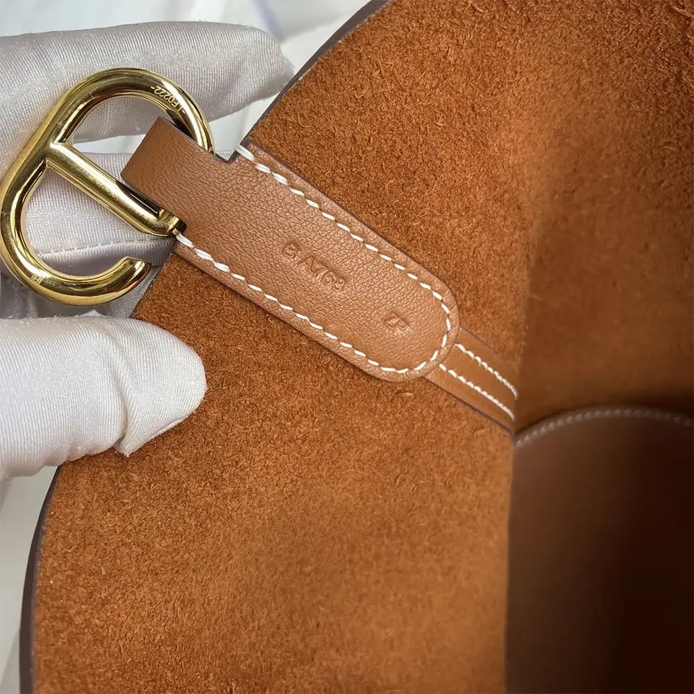 Hermes Women In the Loop 18 Handbag Clemence Leather-Brown/Gold - image 7