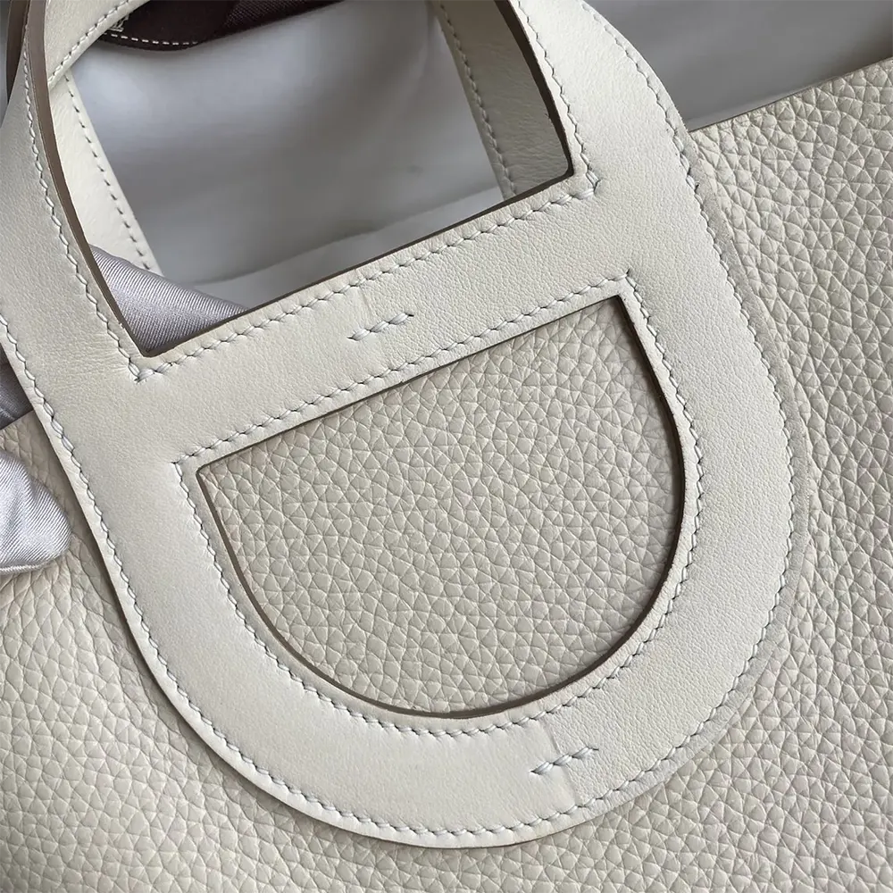 Hermes Women In the Loop 18 Handbag Clemence Leather-White/Gold - image 9