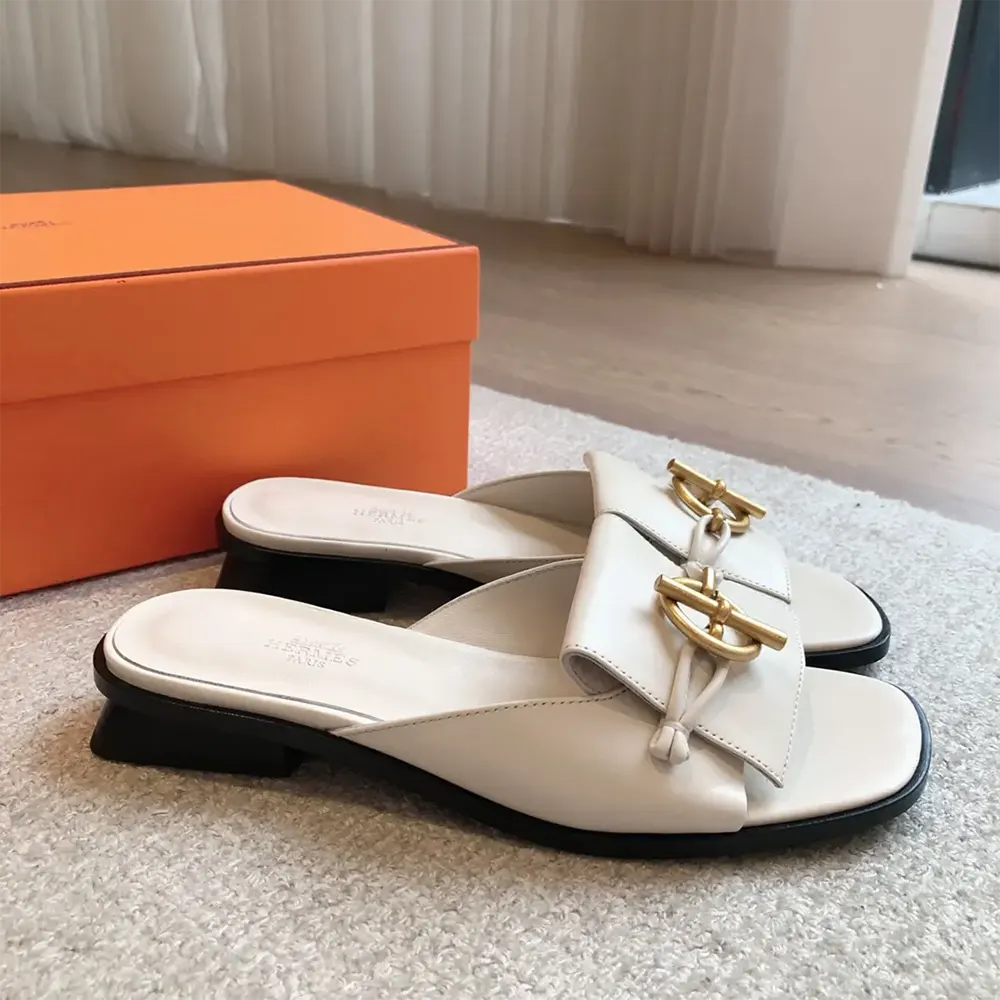Hermes Women Isle Sandal in Calfskin Leather-White H241145Z - image 4