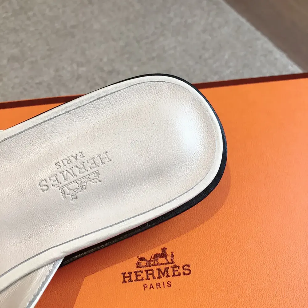 Hermes Women Isle Sandal in Calfskin Leather-White H241145Z - image 9