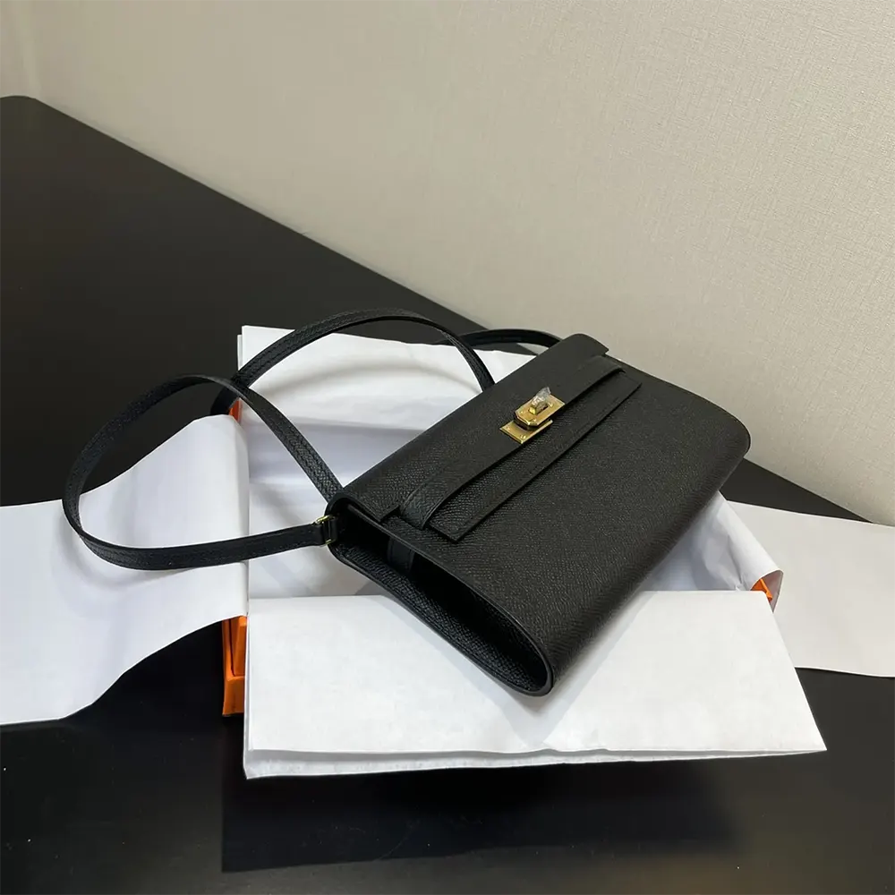 Hermes Women Kelly To Go in Epsom Leather-Black/Gold - image 4
