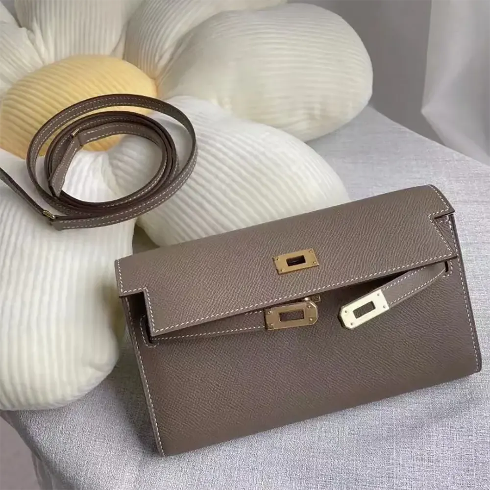 Hermes Women Kelly To Go in Epsom Leather-Grey/Gold - image 4