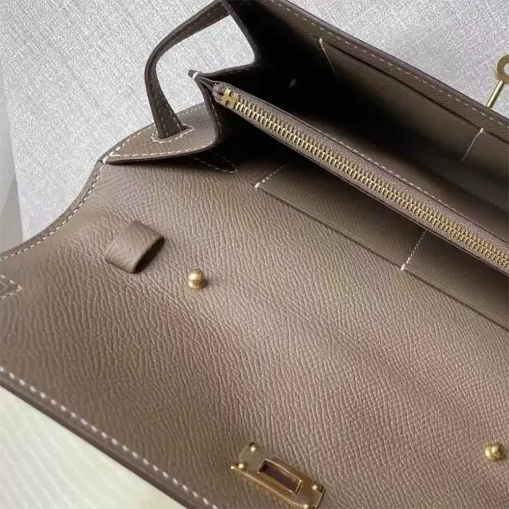 Hermes Women Kelly To Go in Epsom Leather-Grey/Gold - image 9