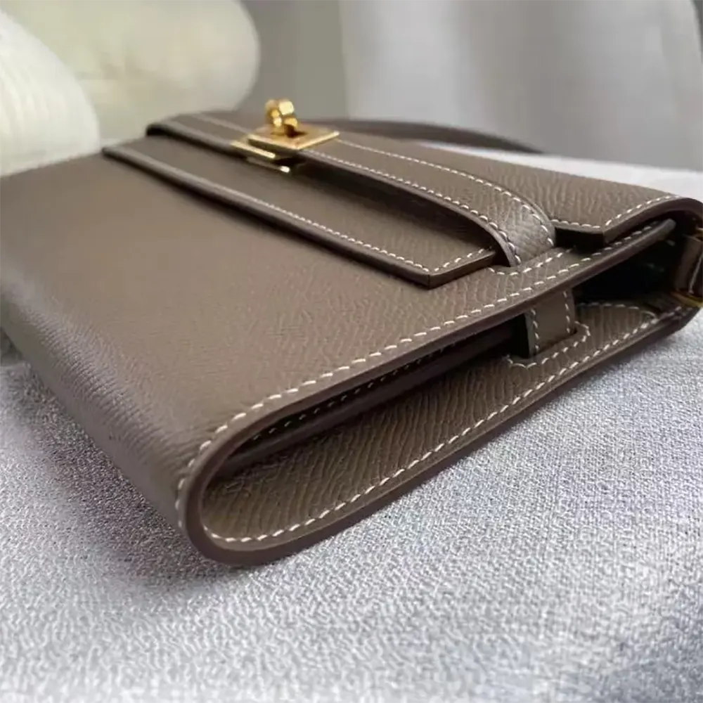Hermes Women Kelly To Go in Epsom Leather-Grey/Gold - image 6