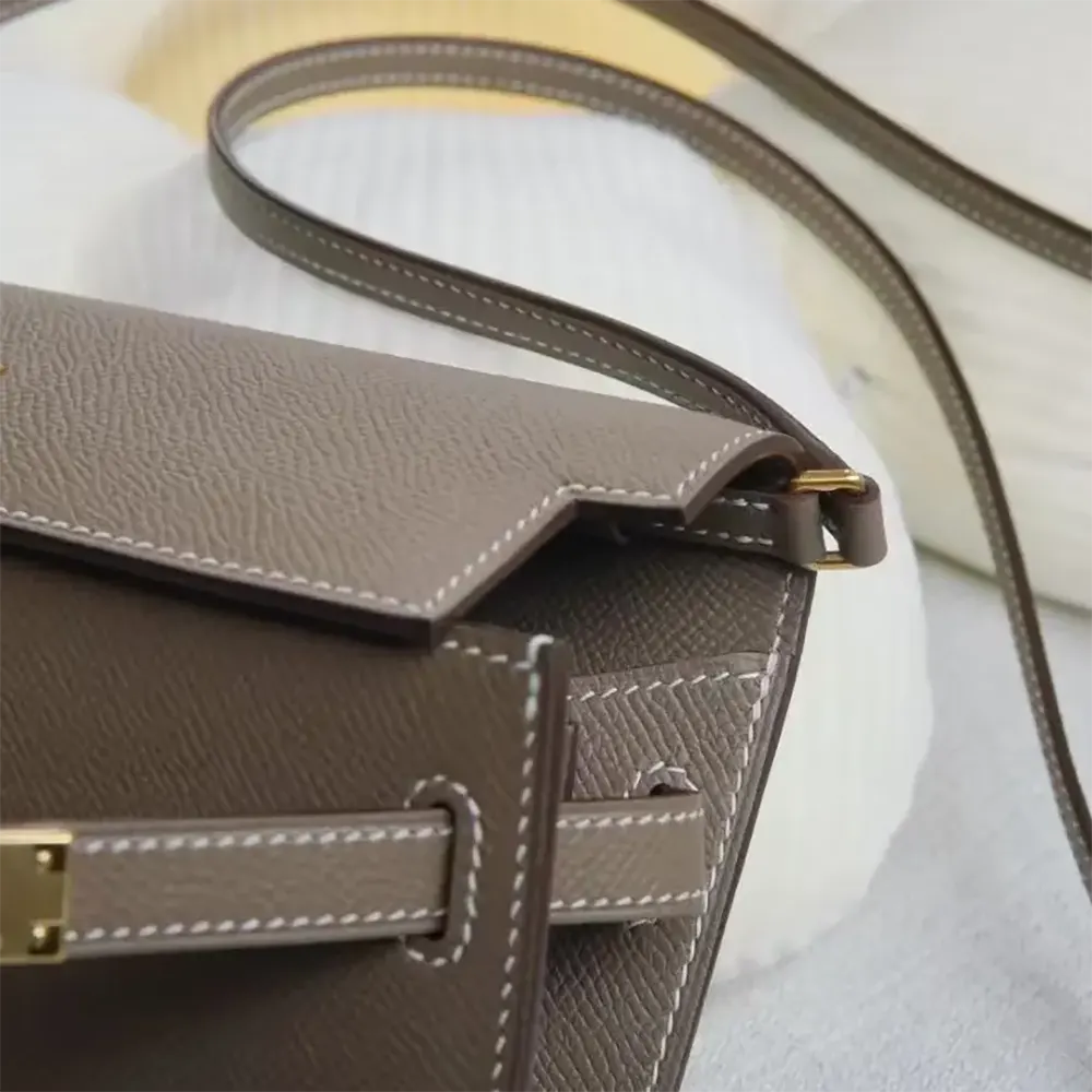 Hermes Women Kelly To Go in Epsom Leather-Grey/Gold - image 8
