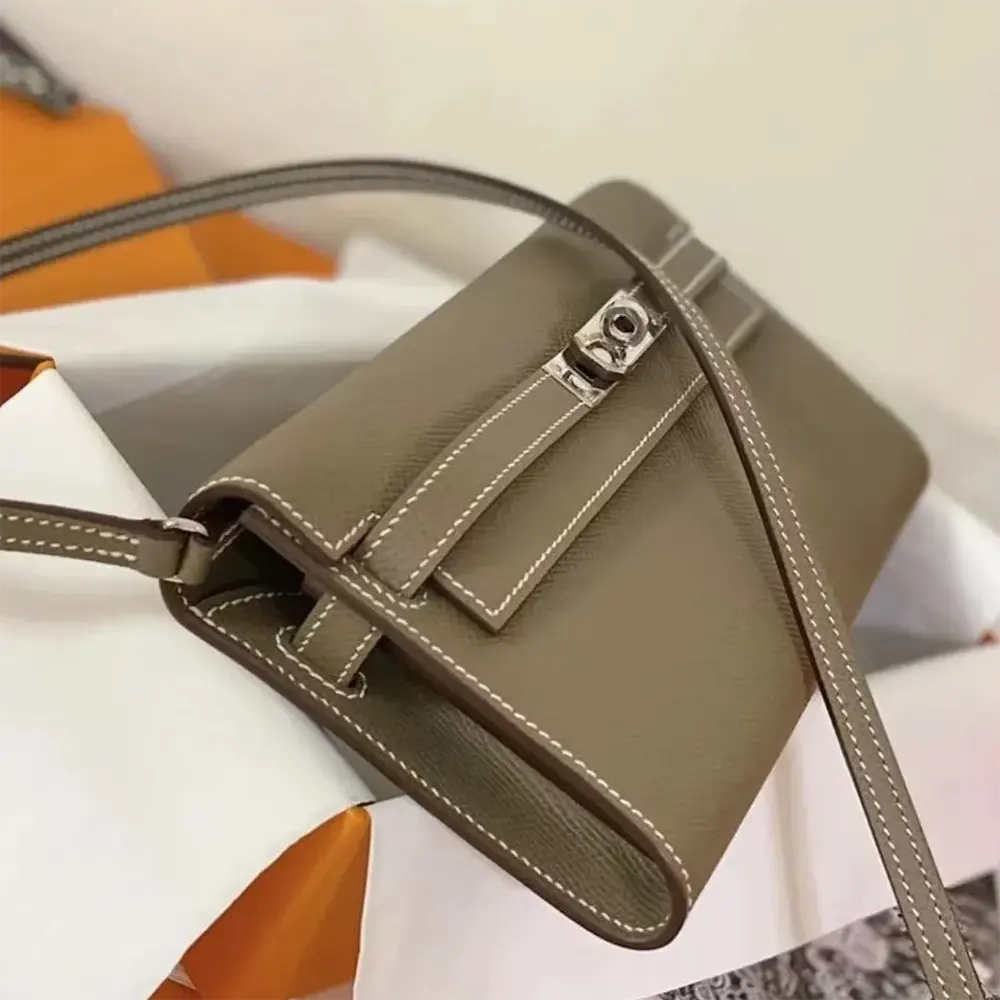 Hermes Women Kelly To Go in Epsom Leather-Grey/Silver - image 5