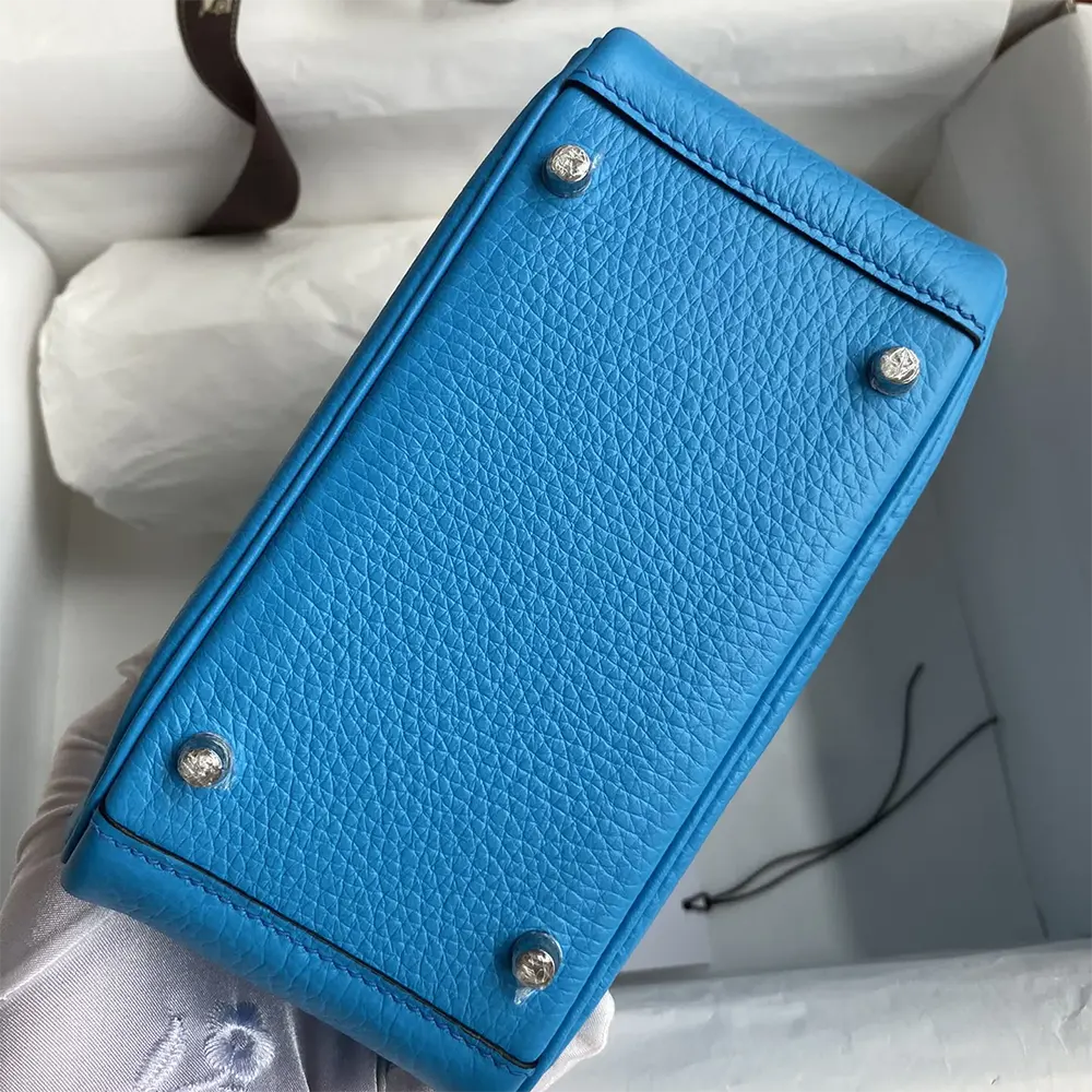 Hermes Women Lindy Mini 19 in Clemence Leather-Blue/Silver - image 4
