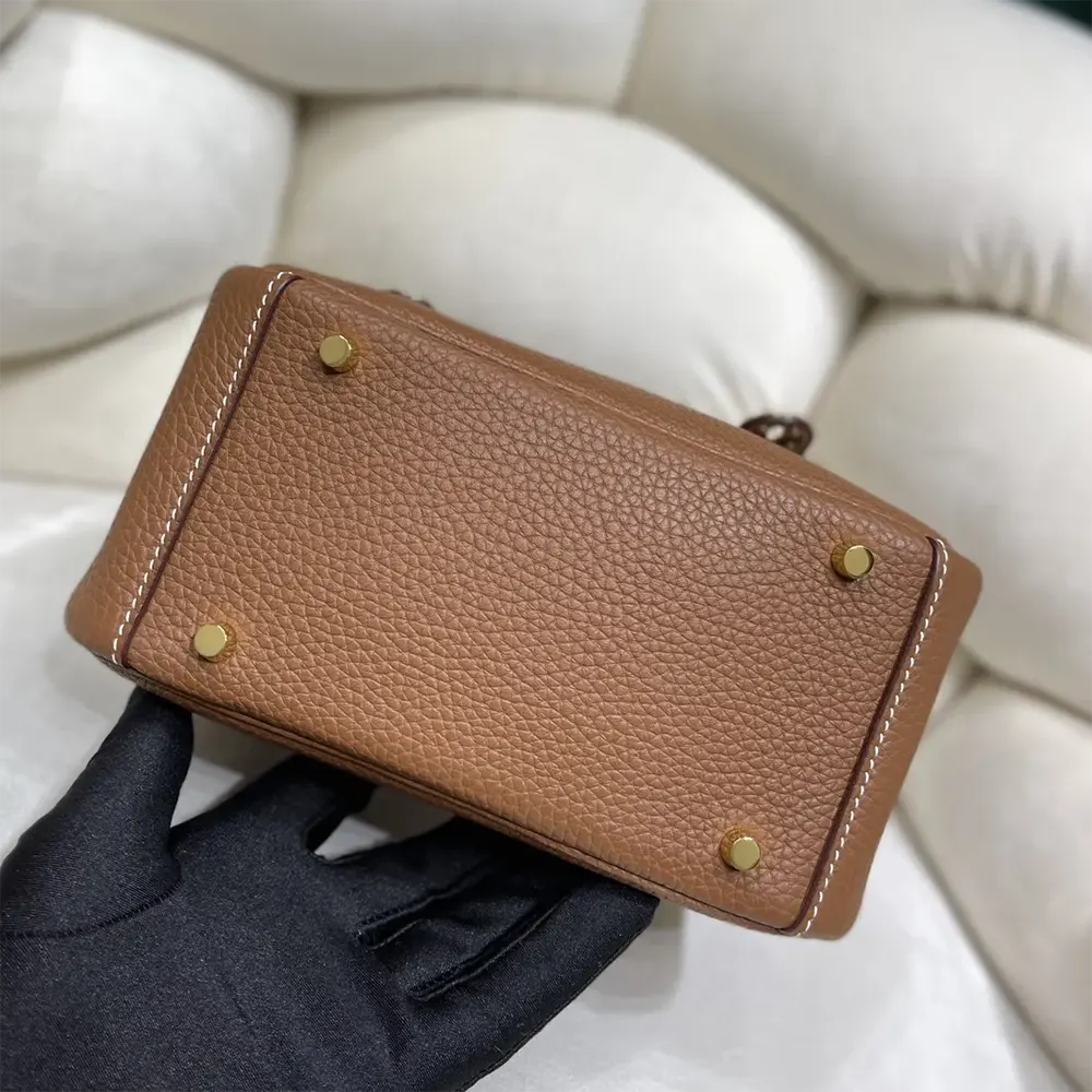 Hermes Women Lindy Mini 19 in Clemence Leather-Brown/Gold - image 5
