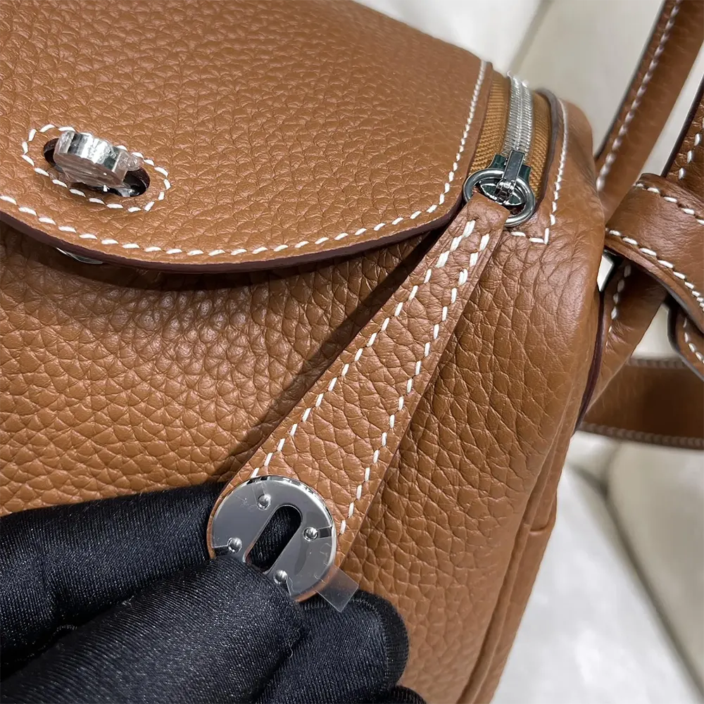 Hermes Women Lindy Mini 19 in Clemence Leather-Brown/Silver - image 6