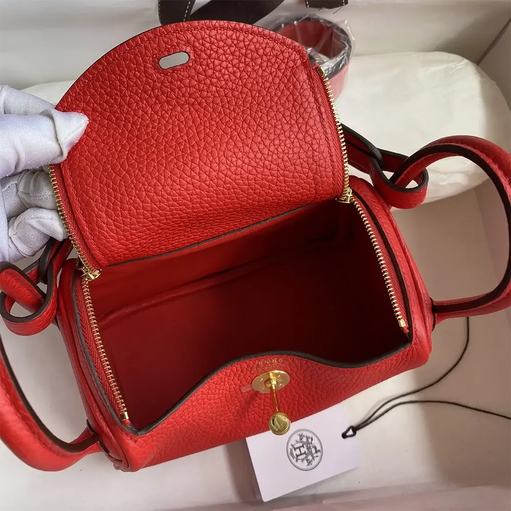Hermes Women Lindy Mini 19 in Clemence Leather-Red/Gold - image 10