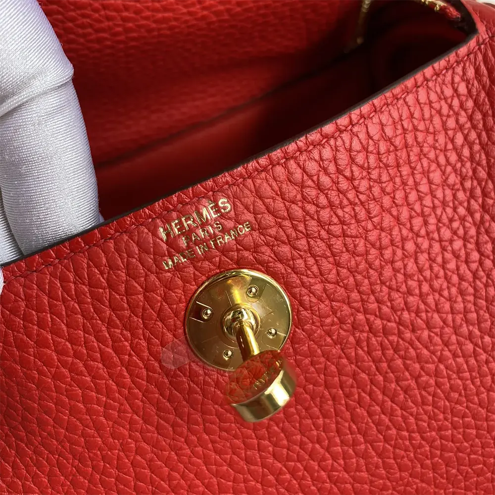Hermes Women Lindy Mini 19 in Clemence Leather-Red/Gold - image 6