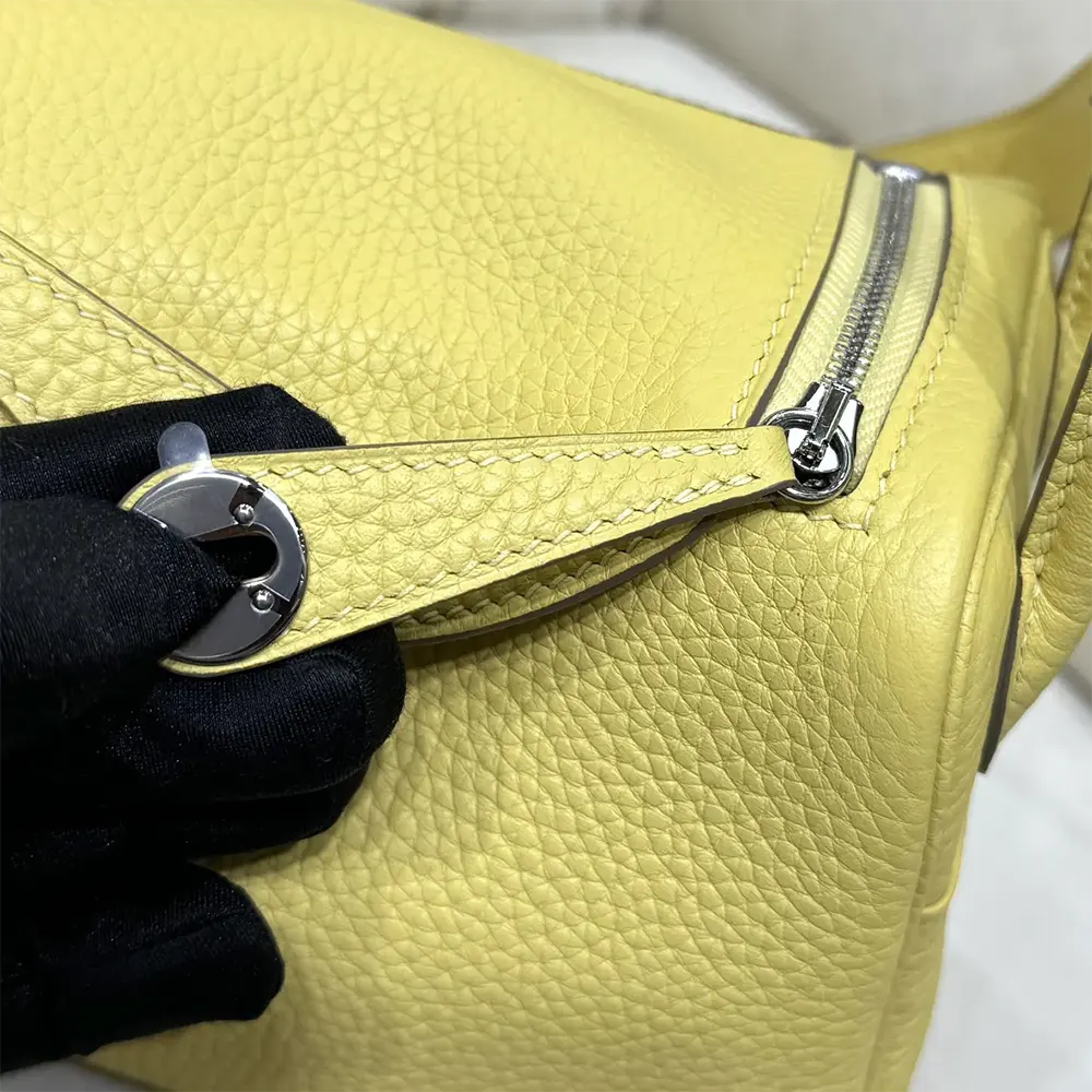 Hermes Women Lindy Mini 19 in Clemence Leather-Yellow/Silver - image 8