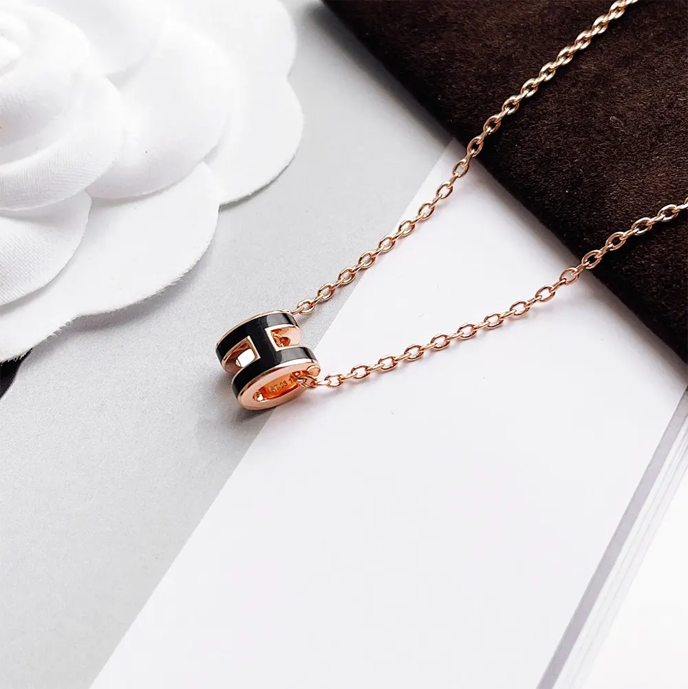 Hermes Women Mini Pop H Pendant-Black H147992F 03 - image 5