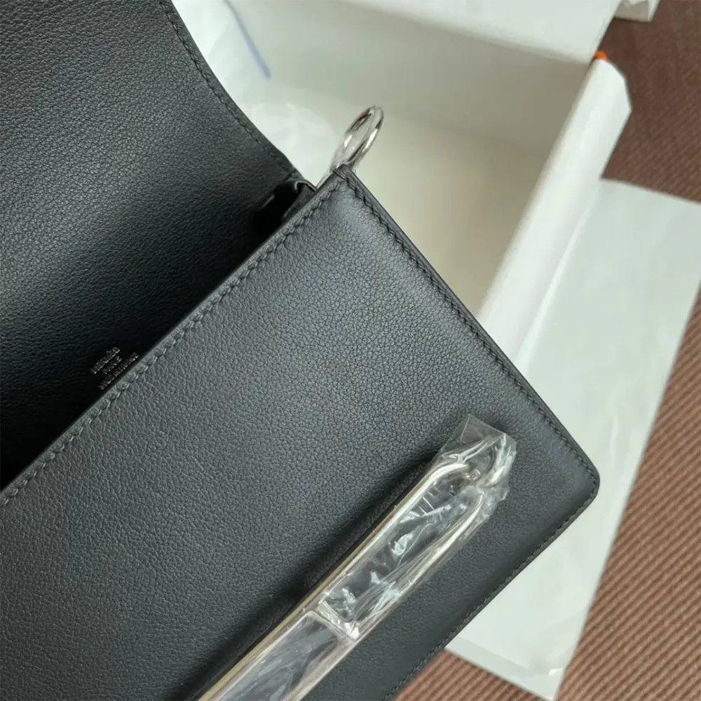 Hermes Women Roulis Mini Bag in Evercolor Calfskin-Black/Silver - image 9