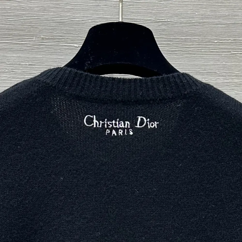 Dior Women Embroidered Sweater Black and White Cashmere and Silk Knit with New York Motif - image 7