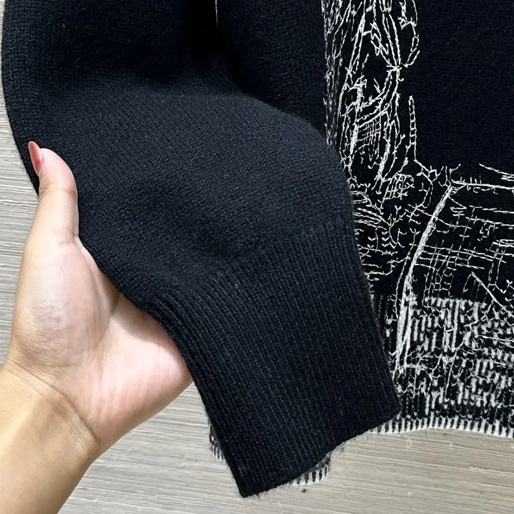 Dior Women Embroidered Sweater Black and White Cashmere and Silk Knit with New York Motif - image 8