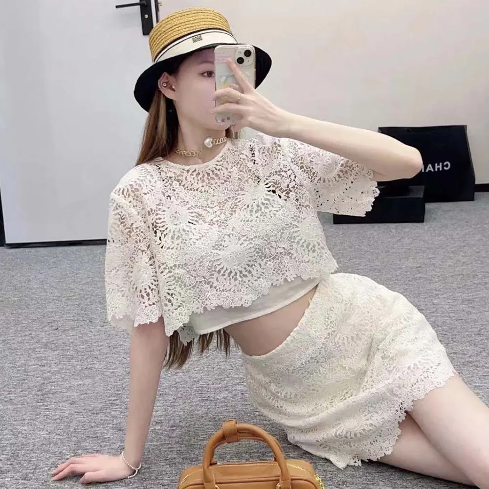 Dior Women Dioriviera Cropped Short-Sleeved Top Ecru Toile de Jouy Soleil Technical Cotton Lace - image 8