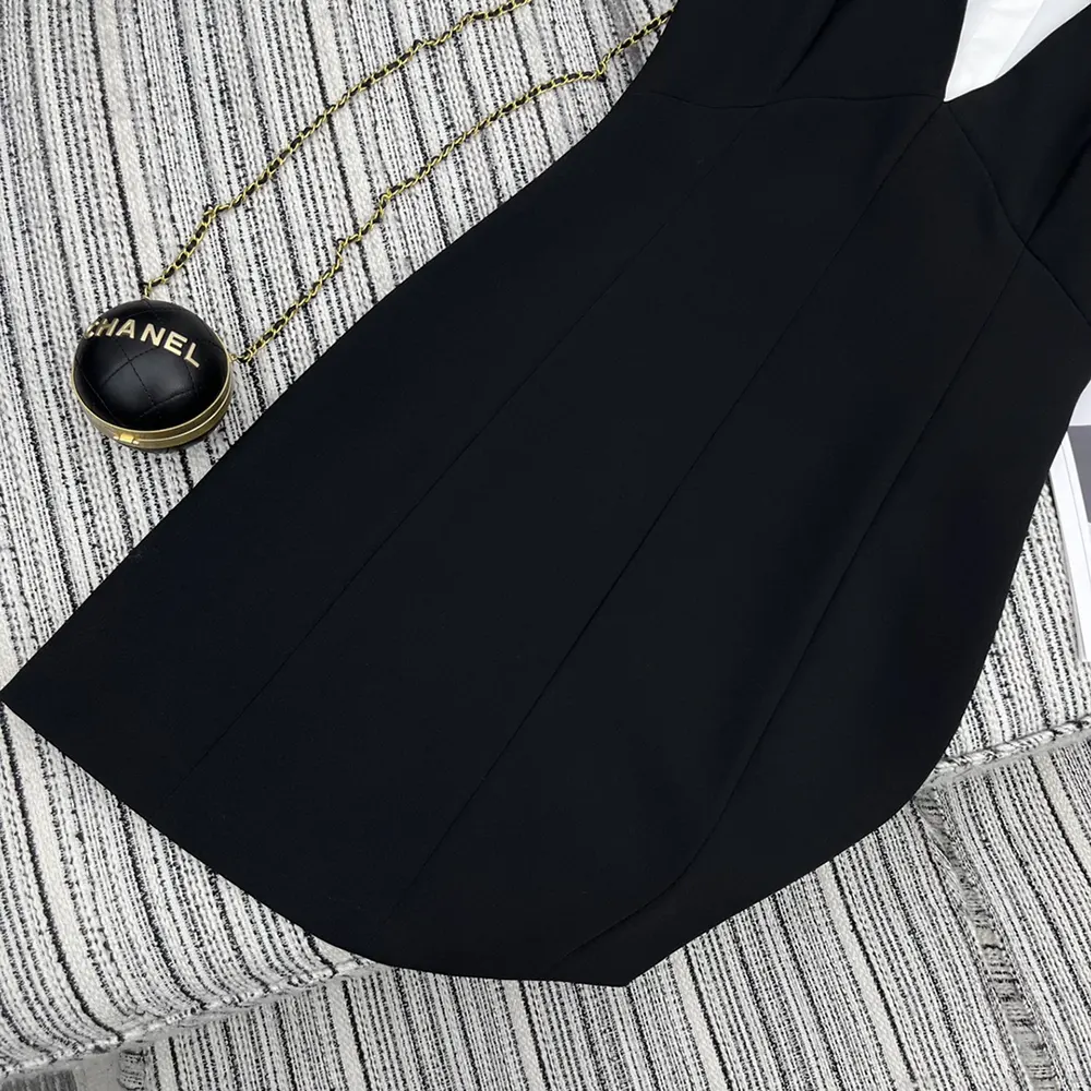 Dior Women Dress with Spread Collar Black Double-Sided Virgin Wool Crepe and White Cotton Poplin - image 9