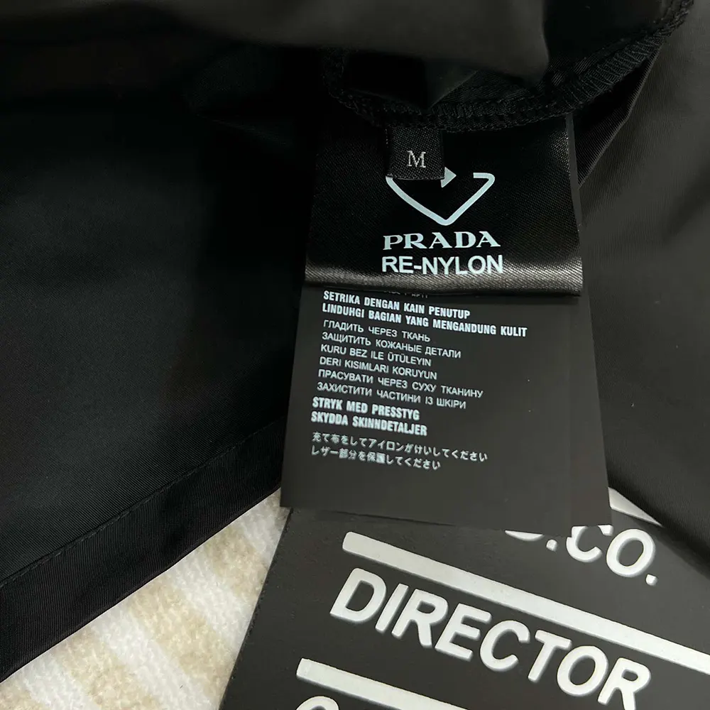 Prada Women Re-Nylon Jacket - image 10