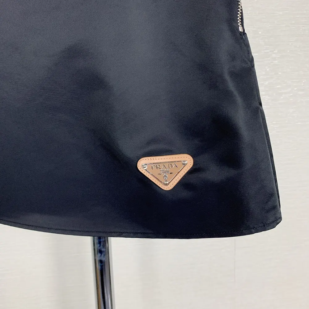 Prada Women Re-Nylon Miniskirt 21H969_1WQ8_F0002_S_OOO - image 6