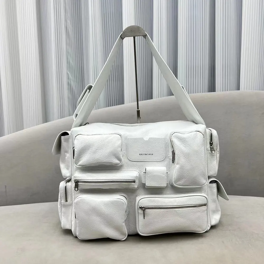 Close-up of silver hardware on Balenciaga Women Superbusy Large Sling Bag