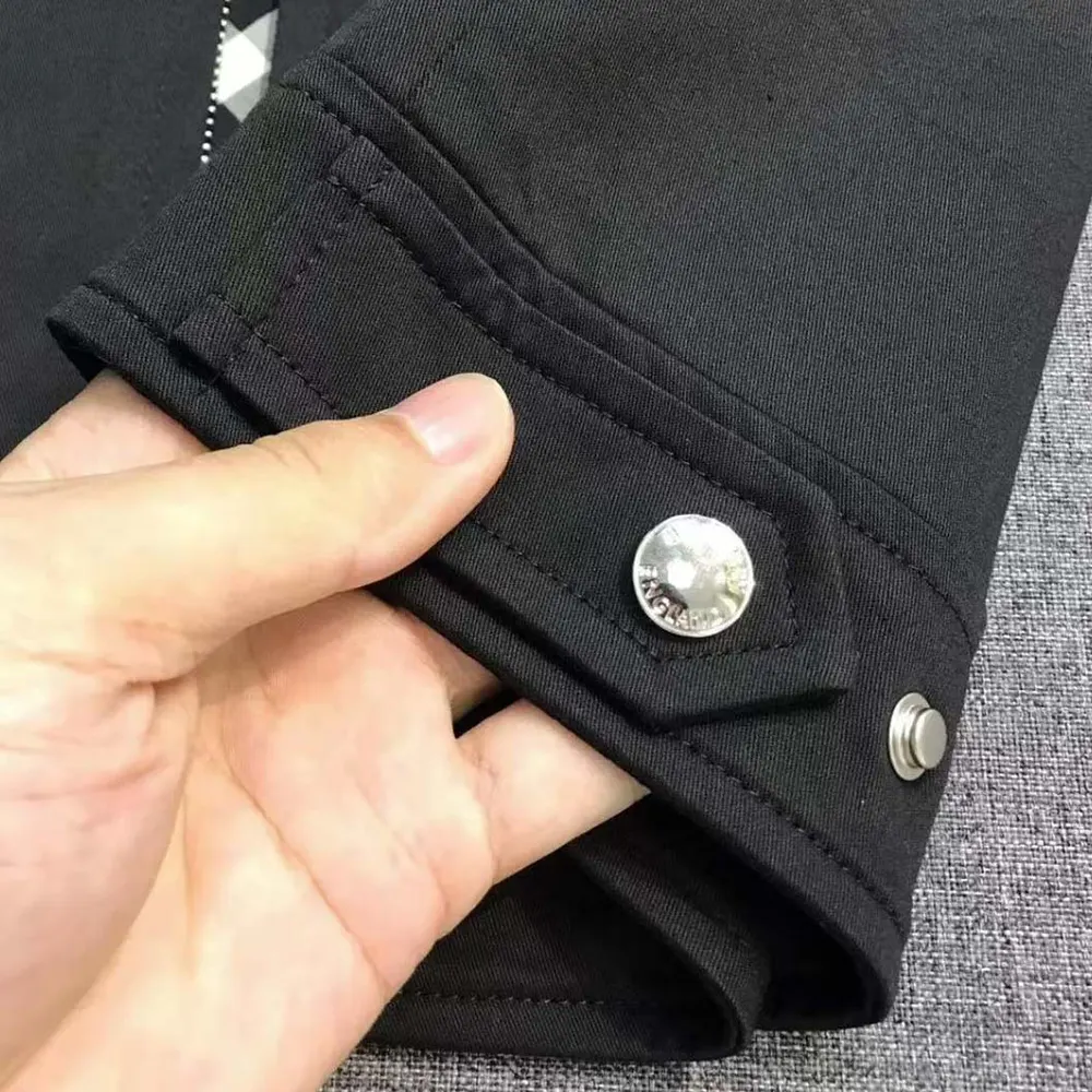 Burberry Men Gabardine Harrington Jacket-Black - image 5