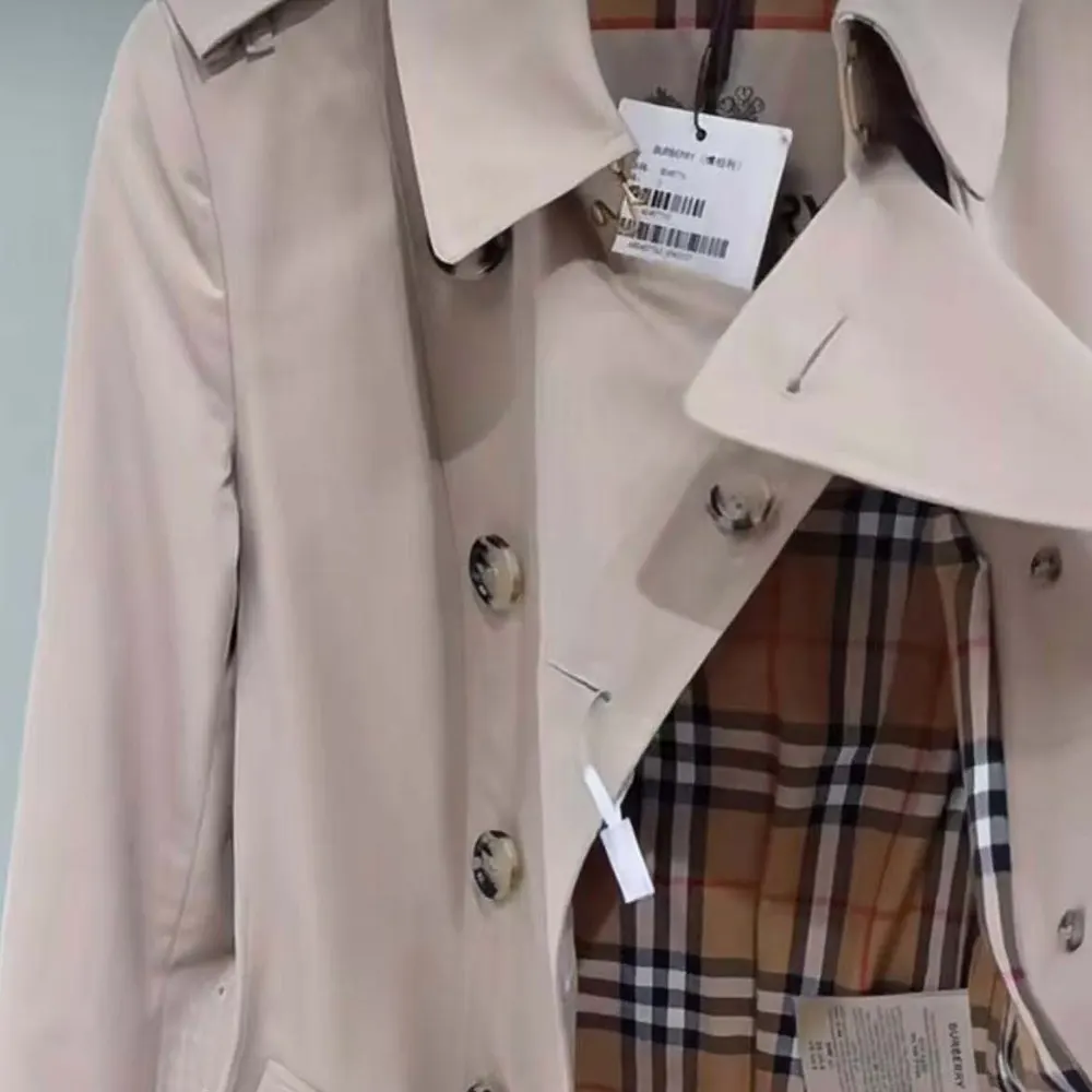 Burberry Women Chelsea Heritage Trench Coat - image 4