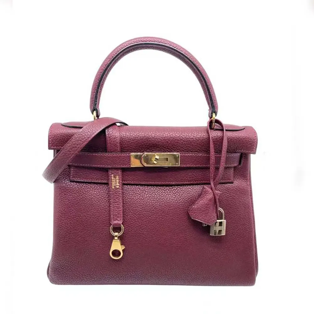 Front angle of Hermes Women Kelly Bag 20 in Bordeaux Epsom leather