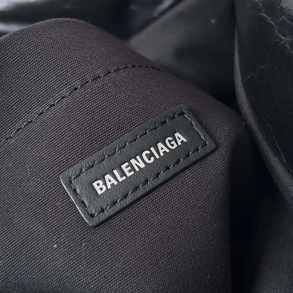 Balenciaga Women Monaco Large Chain Bag-Black - image 9