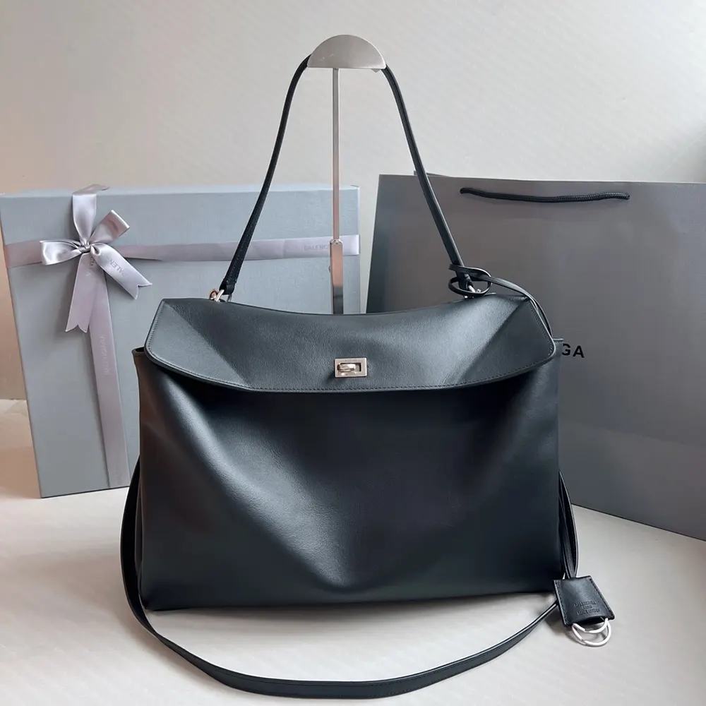 Close-up of silver hardware on Balenciaga Women Rodeo Medium Handbag