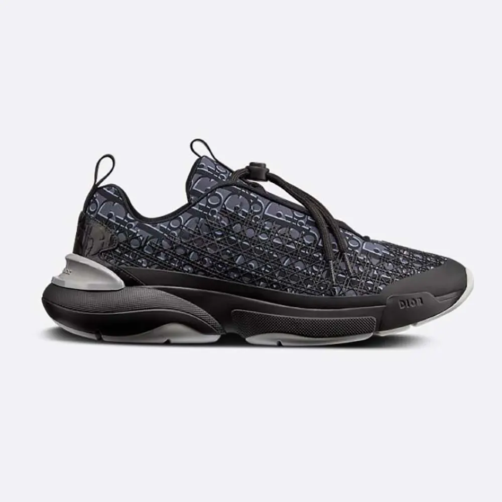 Side profile of Dior Men B24 Sneaker Black Dior Oblique Technical Fabric
