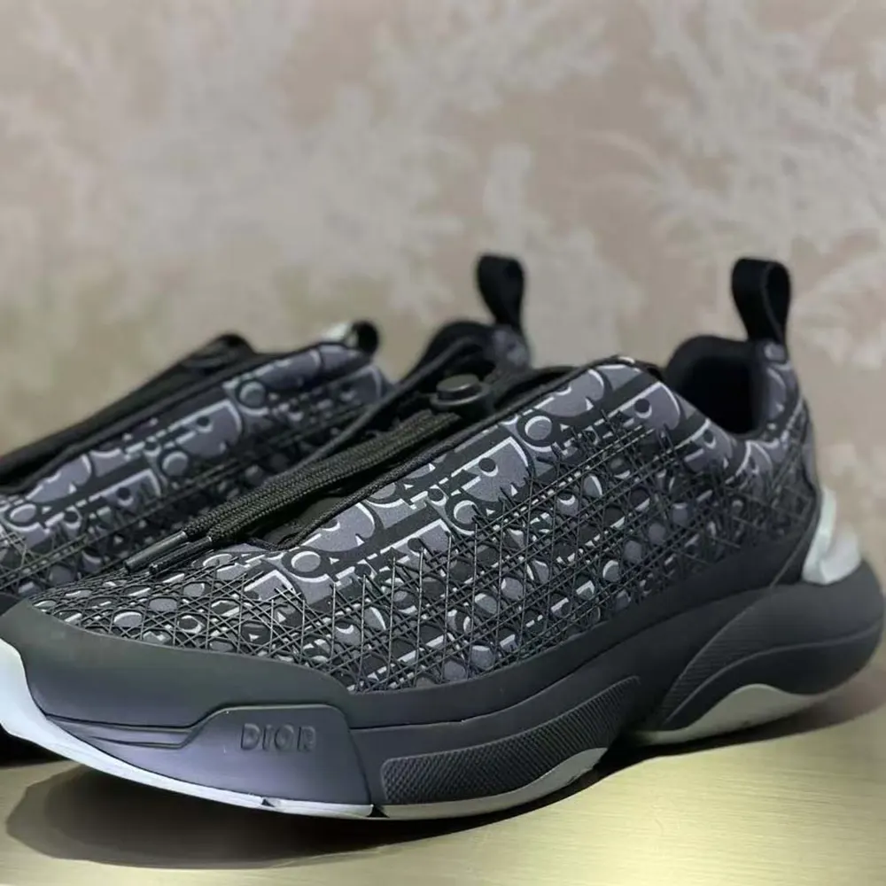 Overhead view showing lace-up detail on Dior Men B24 Sneaker black
