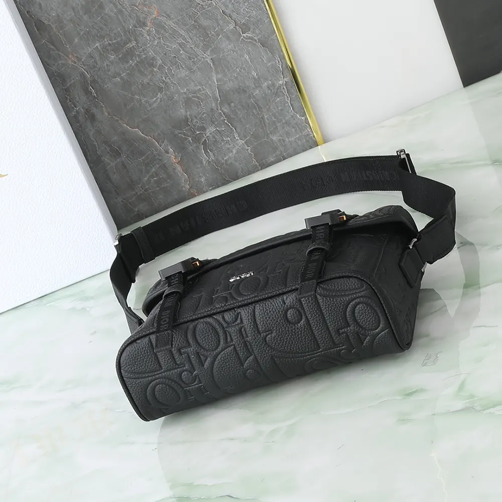 Dior Men Hit the Road Messenger Bag with Flap Black Dior Gravity Leather - image 5
