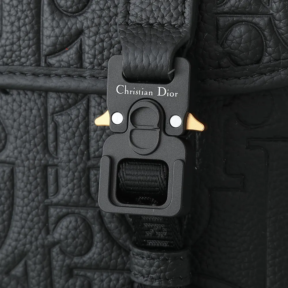 Dior Men Hit the Road Messenger Bag with Flap Black Dior Gravity Leather - image 8