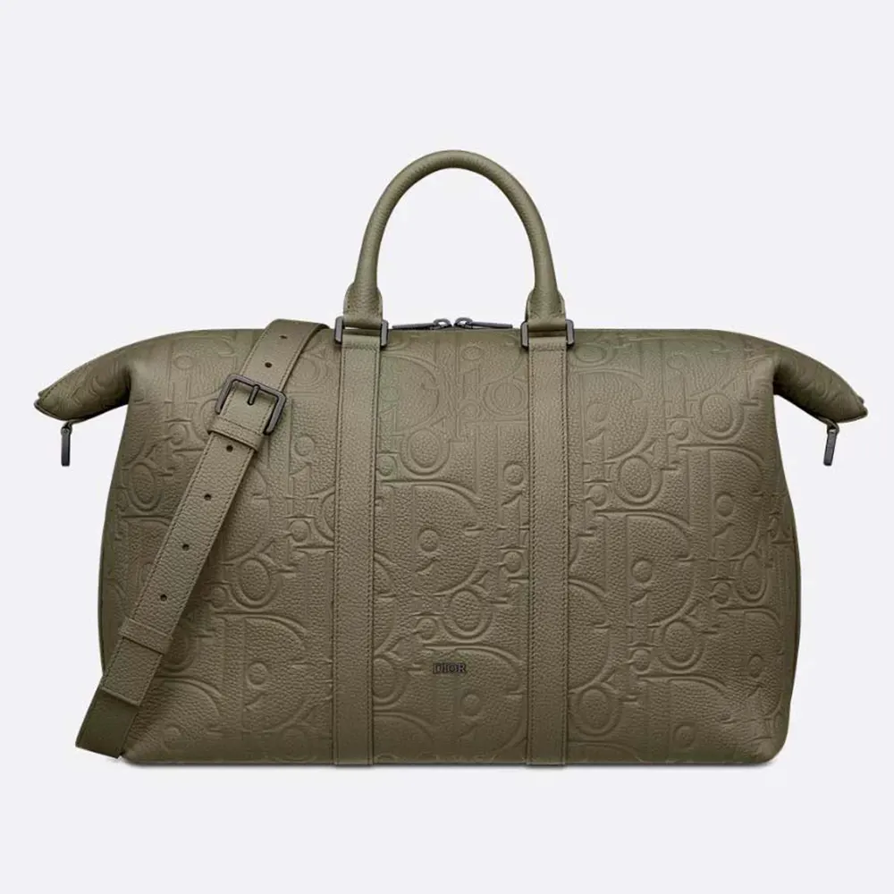 Front angle of Dior Men Weekender 40 in dark green leather
